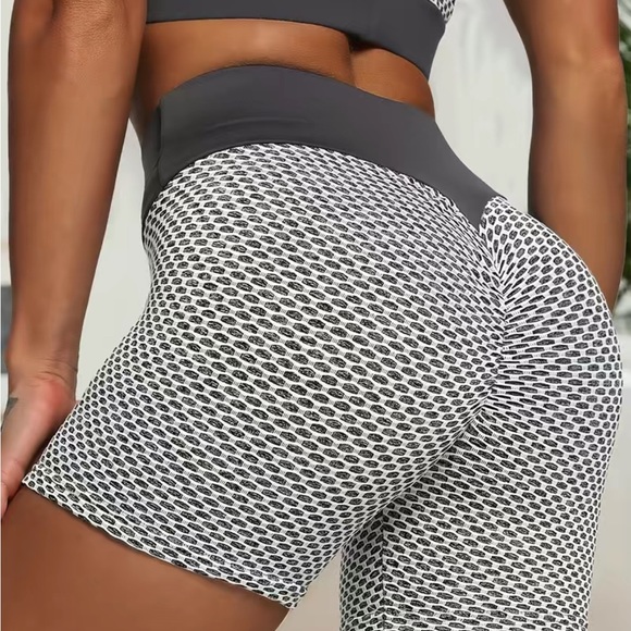 Pants - Honeycomb shorts